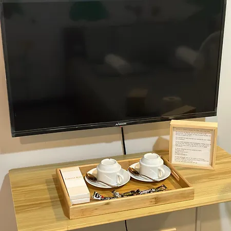Zj Hometel Coron Exterior photo